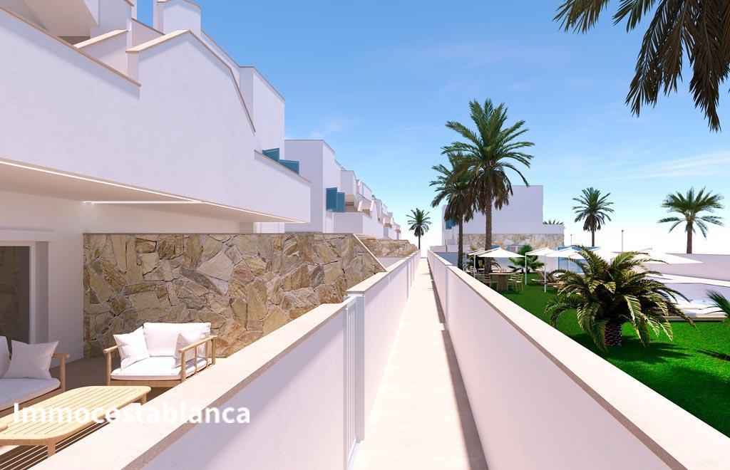 Квартира в Торре де ла Орадада, 78 м², 385 000 €, фото 1, объявление 54879536