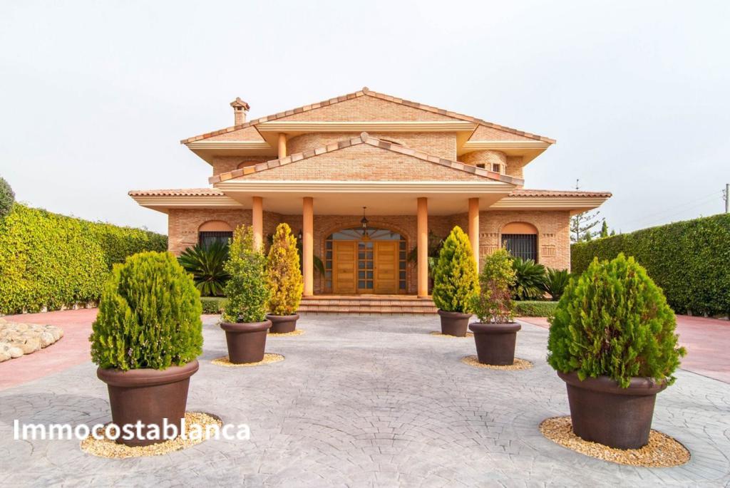 Вилла в Аликанте, 739 м², 1 500 000 €, фото 1, объявление 77271848