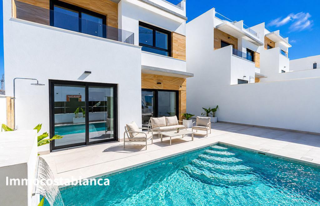 Вилла в Бенихофаре, 218 м², 559 000 €, фото 2, объявление 4105136