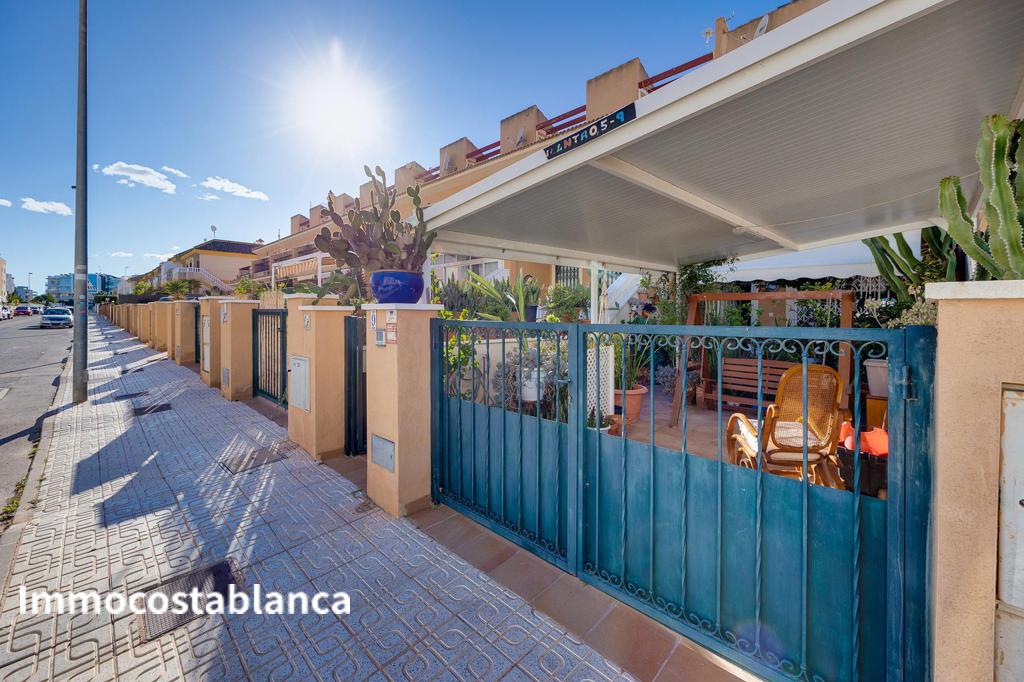 Вилла в Ориуэла Коста, 90 м², 225 000 €, фото 2, объявление 75017216