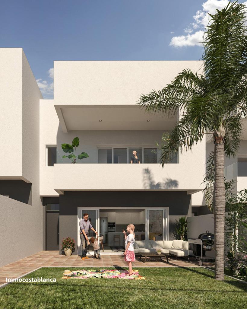 Вилла в Монфорте-дель-Сиде, 154 м², 350 000 €, фото 1, объявление 71087536