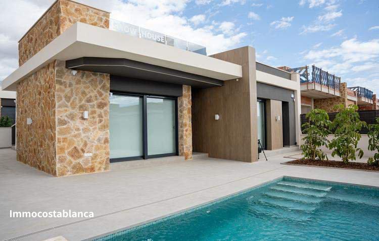Вилла в Рохалесе, 110 м², 569 000 €, фото 1, объявление 9559536