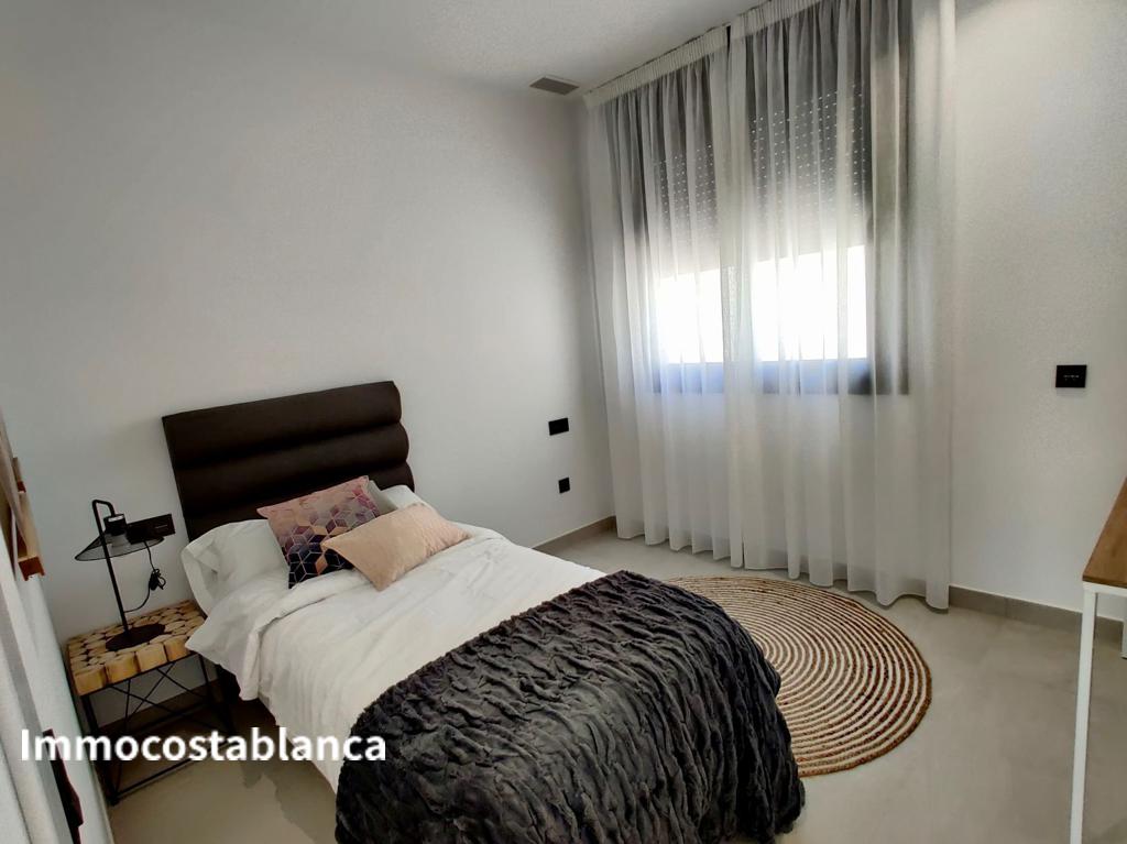 Коттедж в Полопе, 225 м², 592 000 €, фото 1, объявление 10716256