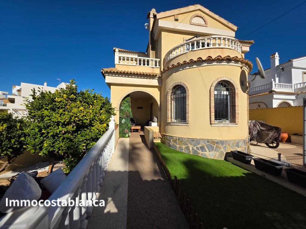 Вилла в Ориуэла Коста, 153 м², 350 000 €, фото 7, объявление 71017216