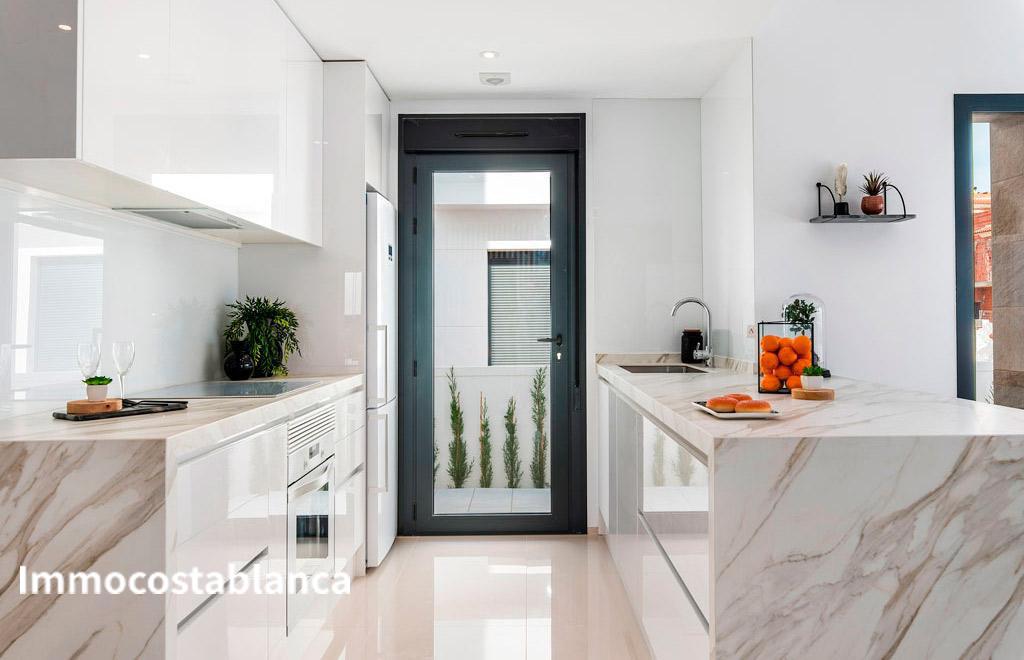 Вилла в Рохалесе, 182 м², 928 000 €, фото 3, объявление 26515616