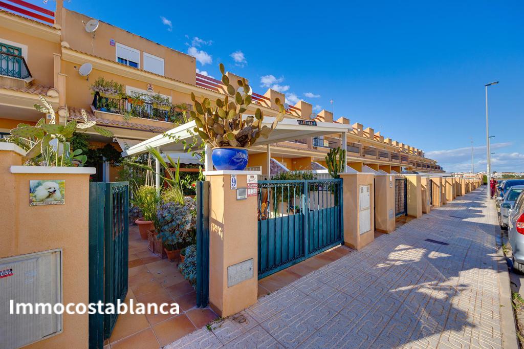 Вилла в Ориуэла Коста, 90 м², 225 000 €, фото 1, объявление 75017216