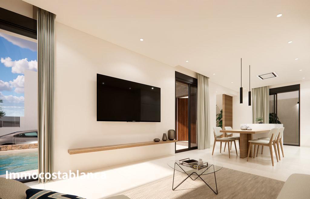 Таунхаус в Долоресе, 166 м², 425 000 €, фото 1, объявление 33585136