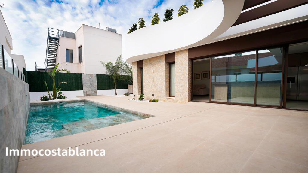 Вилла в Рохалесе, 149 м², 439 000 €, фото 2, объявление 76018816