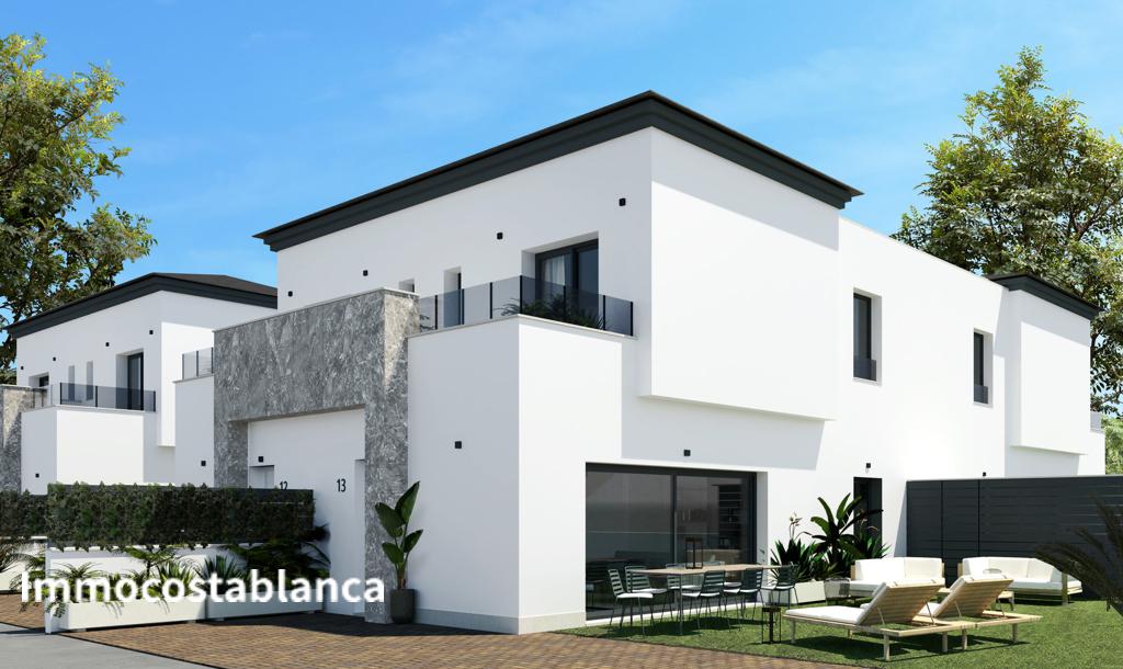 Вилла в Гран Алаканте, 94 м², 395 000 €, фото 1, объявление 73743536
