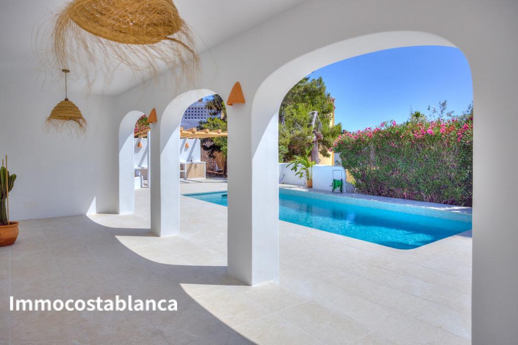 Коттедж в Морайре, 204 м², 1 389 000 €, фото 3, объявление 30683616