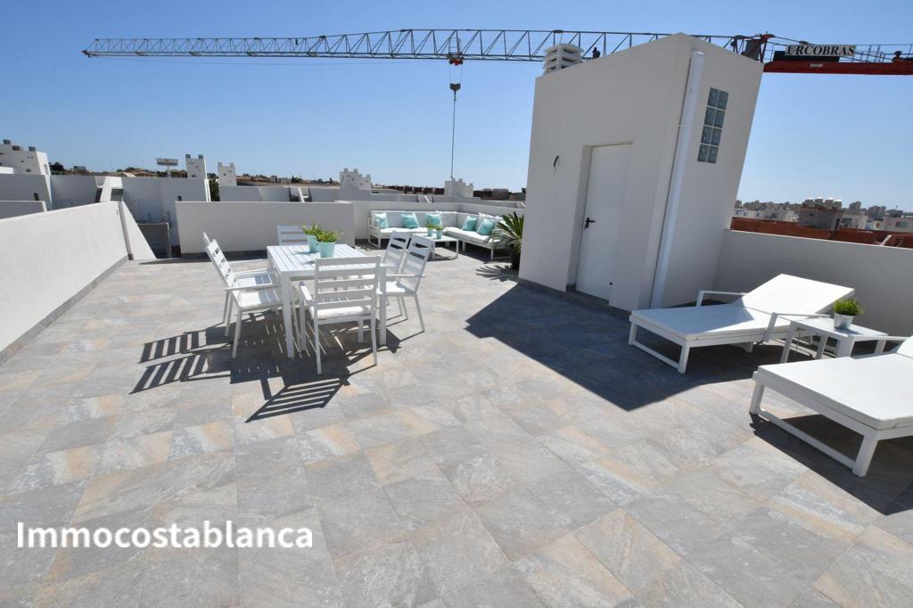 Коттедж в Сан-Мигель-де-Салинасе, 73 м², 283 000 €, фото 1, объявление 54359536