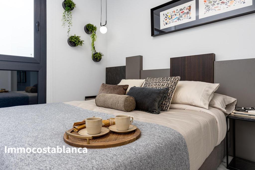 Коттедж в Сьюдад-Кесада, 78 м², 342 000 €, фото 1, объявление 51887536