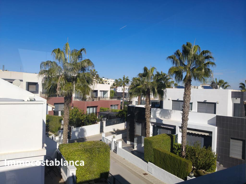 Квартира в Ориуэла Коста, 98 м², 329 000 €, фото 1, объявление 23817216