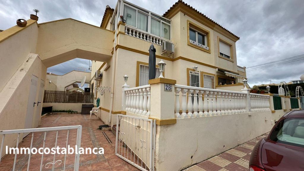 Коттедж в Ориуэла Коста, 65 м², 190 000 €, фото 1, объявление 74297216