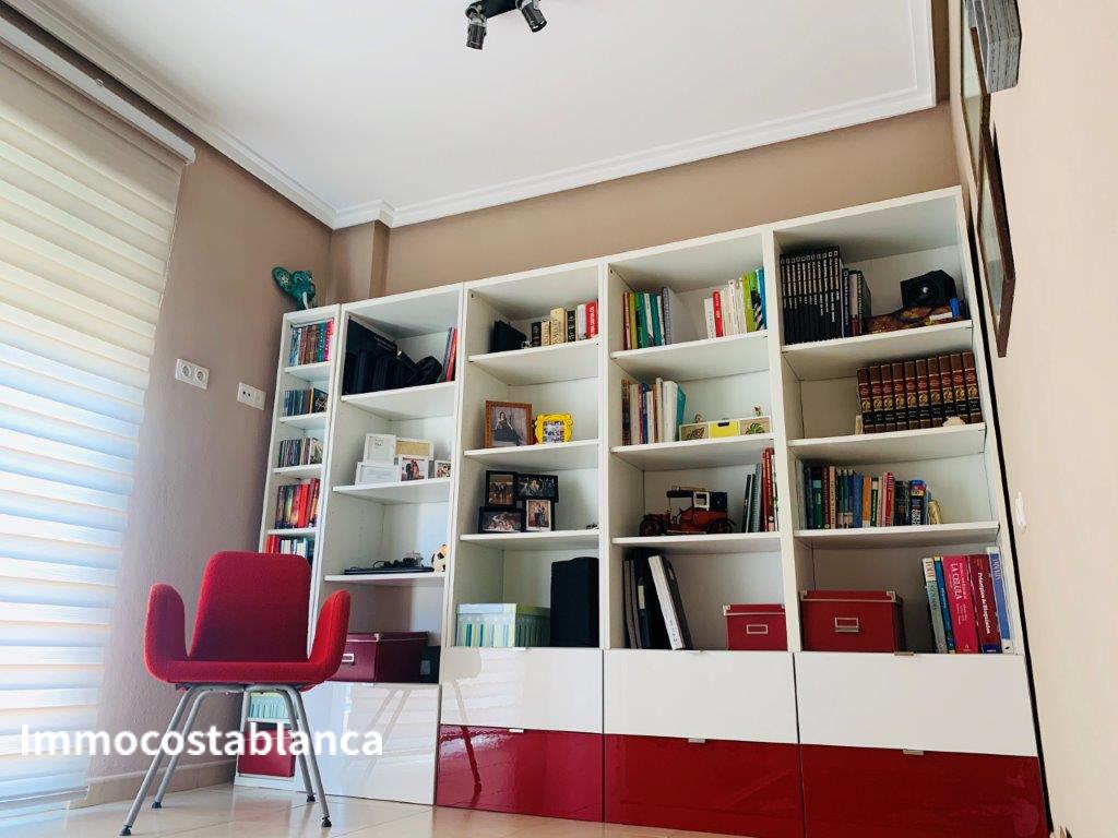 4-комн. квартира в Гвардамар-дель-Сегура, 130 м², 165 000 €, фото 9, объявление 1879848