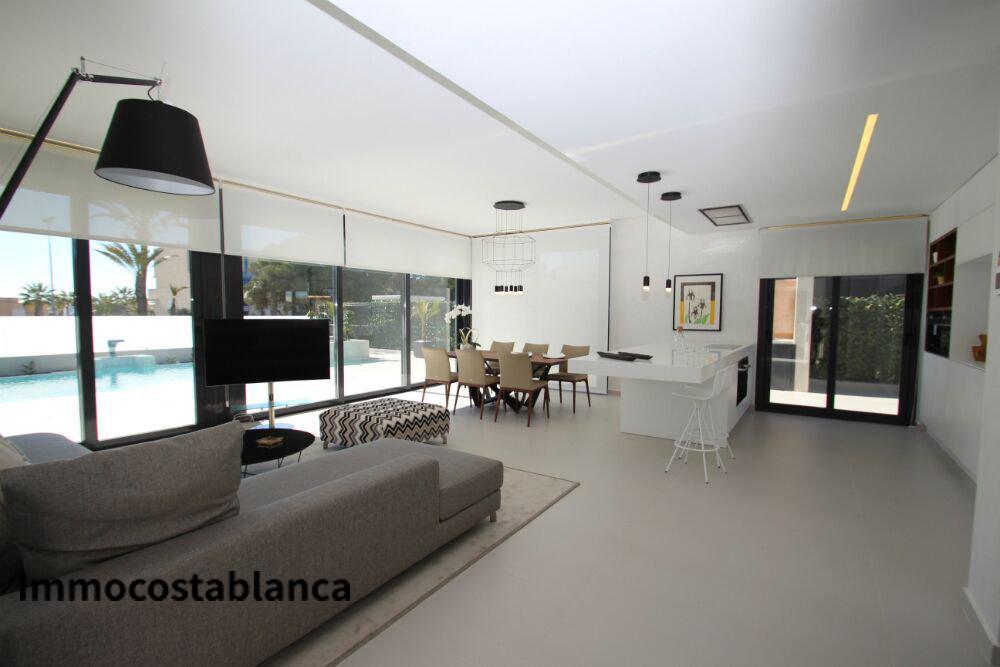 Вилла в Сан-Мигель-де-Салинасе, 144 м², 875 000 €, фото 9, объявление 57015536