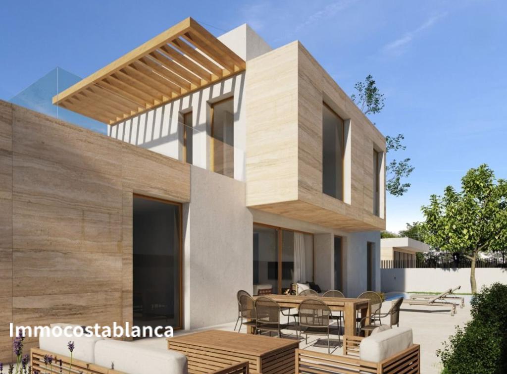 Коттедж в Дении, 225 м², 640 000 €, фото 2, объявление 9654736