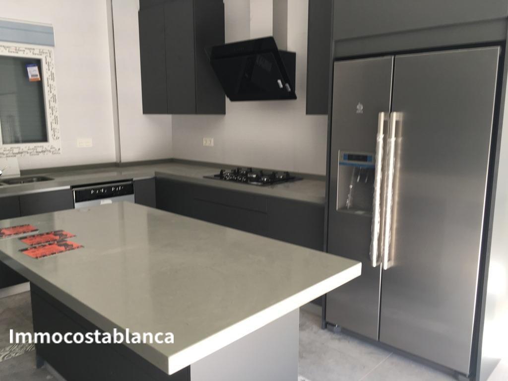 Вилла в Пиносо, 145 м², 398 000 €, фото 1, объявление 40767536