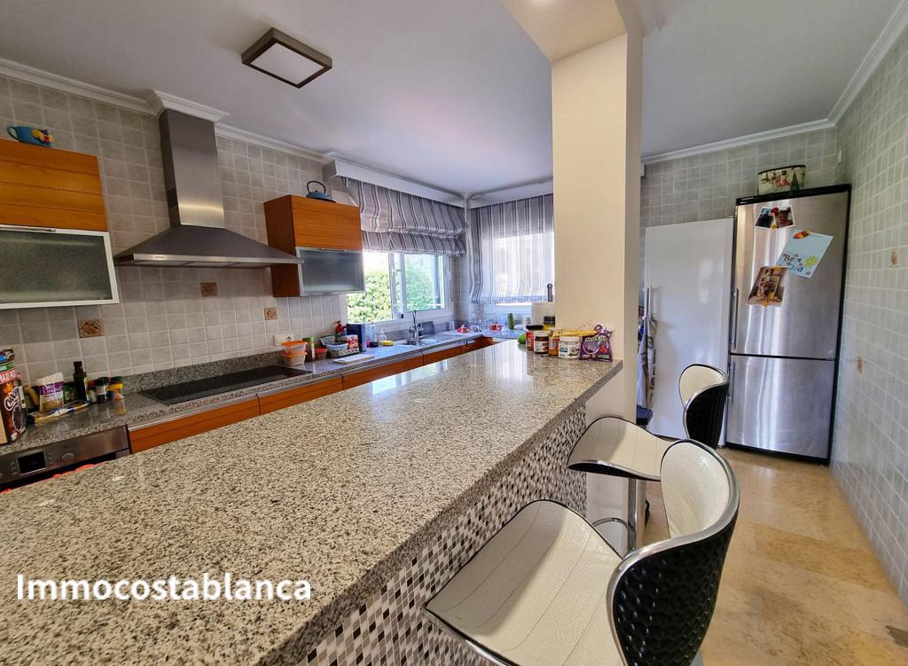 Дом в городе в Ла-Мата, 380 м², 1 170 000 €, фото 10, объявление 42407456