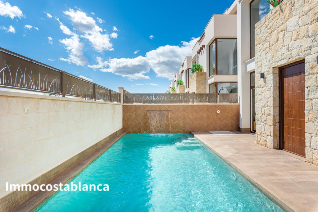 Вилла в Лос-Монтесиносе, 116 м², 485 000 €, фото 1, объявление 34543536