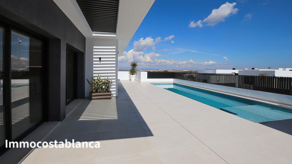 Вилла в Рохалесе, 300 м², 799 000 €, фото 6, объявление 78346816