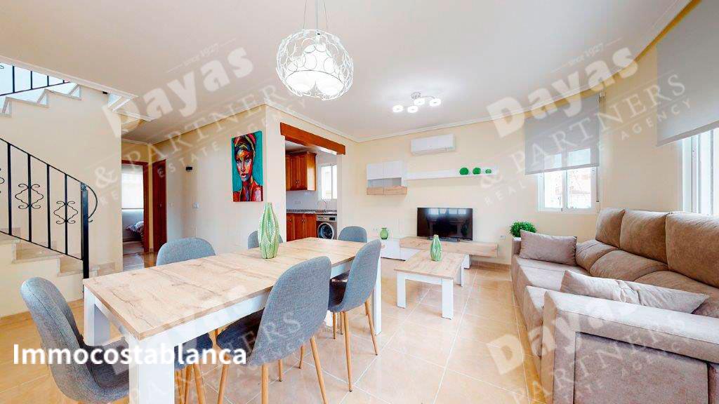 Коттедж в Сан-Мигель-де-Салинасе, 90 м², 133 000 €, фото 3, объявление 21085696