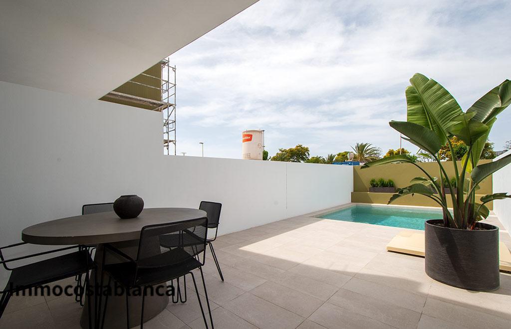 Вилла в Пилар-де-ла-Орададе, 112 м², 463 000 €, фото 1, объявление 24908336