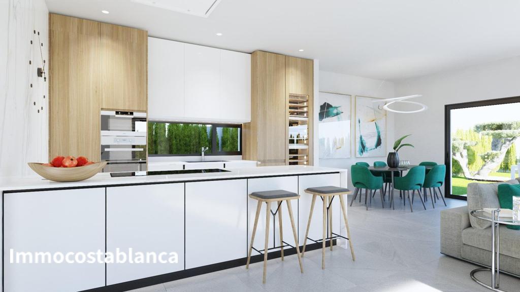 Вилла в Сан-Мигель-де-Салинасе, 237 м², 649 000 €, фото 4, объявление 1967536