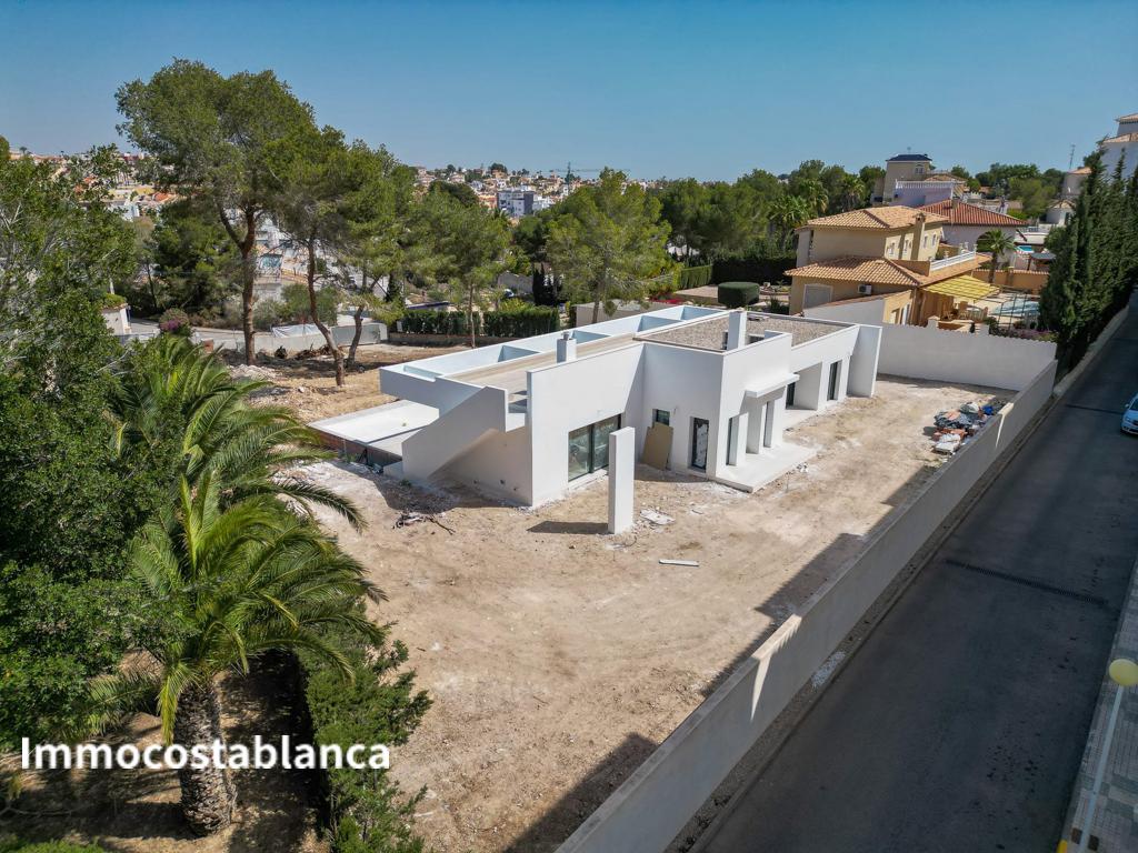 Вилла в Ориуэла Коста, 308 м², 816 000 €, фото 1, объявление 27639536