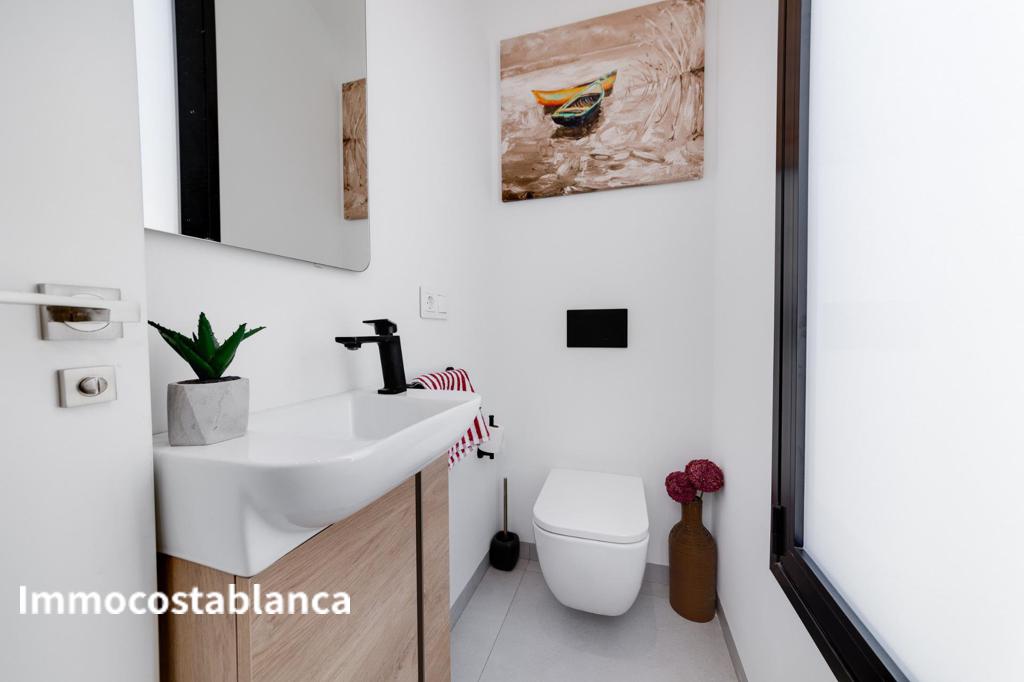 Вилла в Пилар-де-ла-Орададе, 130 м², 584 000 €, фото 1, объявление 54767536