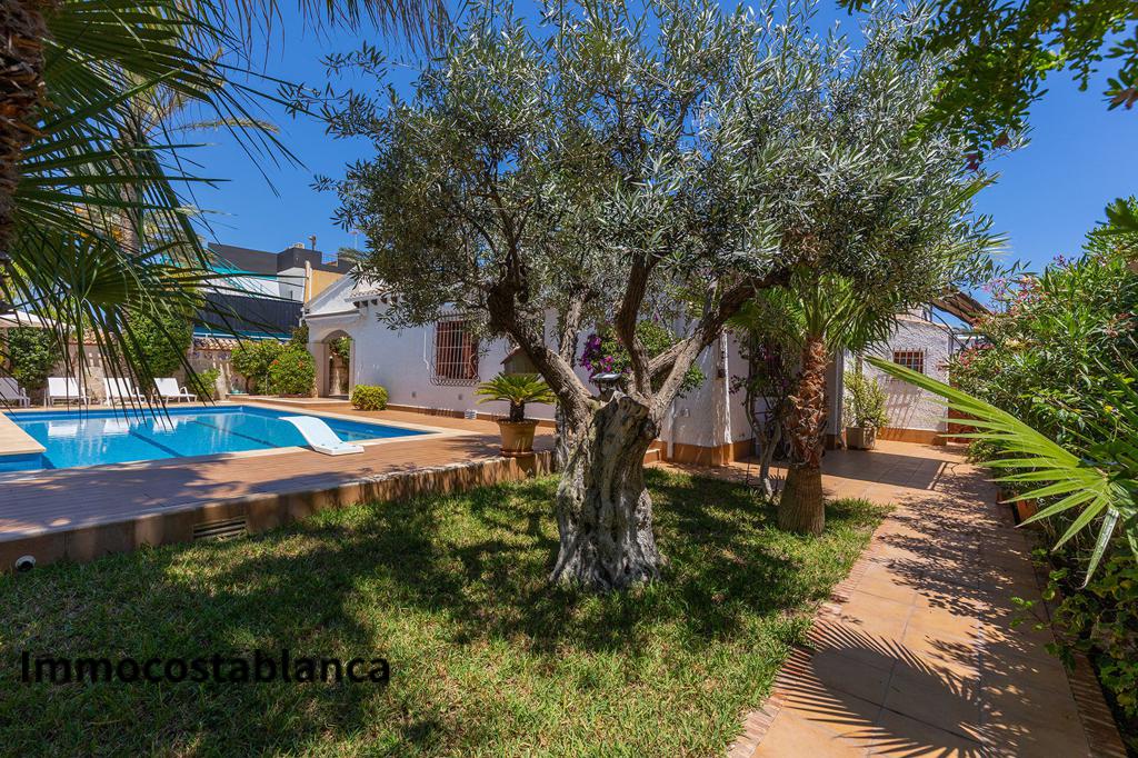 Вилла в Ориуэла Коста, 168 м², 750 000 €, фото 9, объявление 22215536