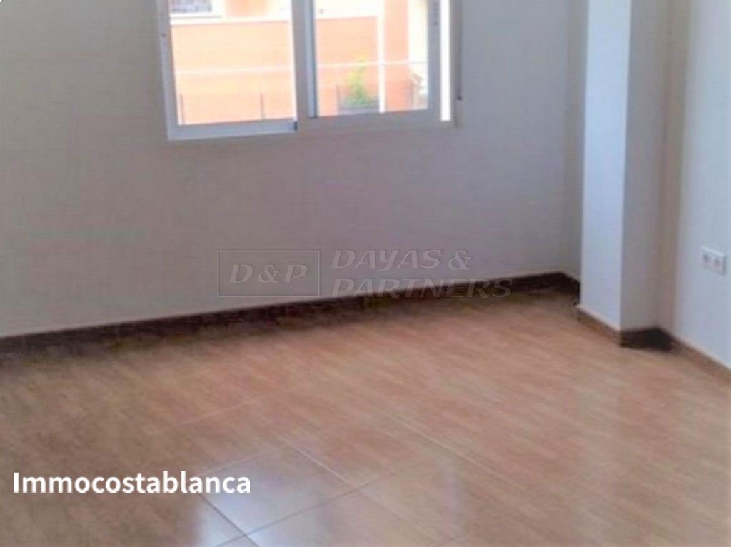 Квартира в Ориуэле, 100 м², 140 000 €, фото 1, объявление 10268176