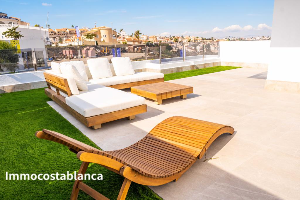 Вилла в Сьюдад-Кесада, 335 м², 598 000 €, фото 1, объявление 9647536