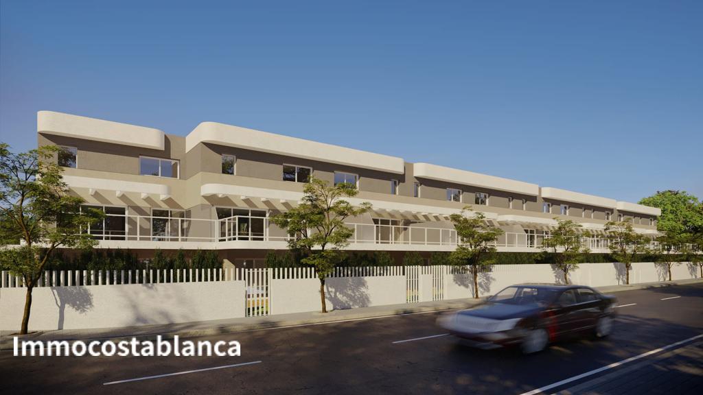 Коттедж в Монфорте-дель-Сиде, 157 м², 275 000 €, фото 2, объявление 21601216