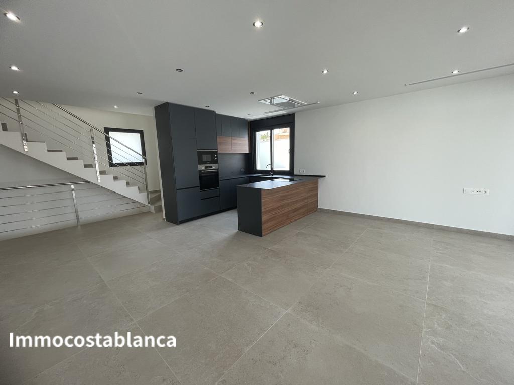 Вилла в Сьюдад-Кесада, 280 м², 800 000 €, фото 10, объявление 39639536
