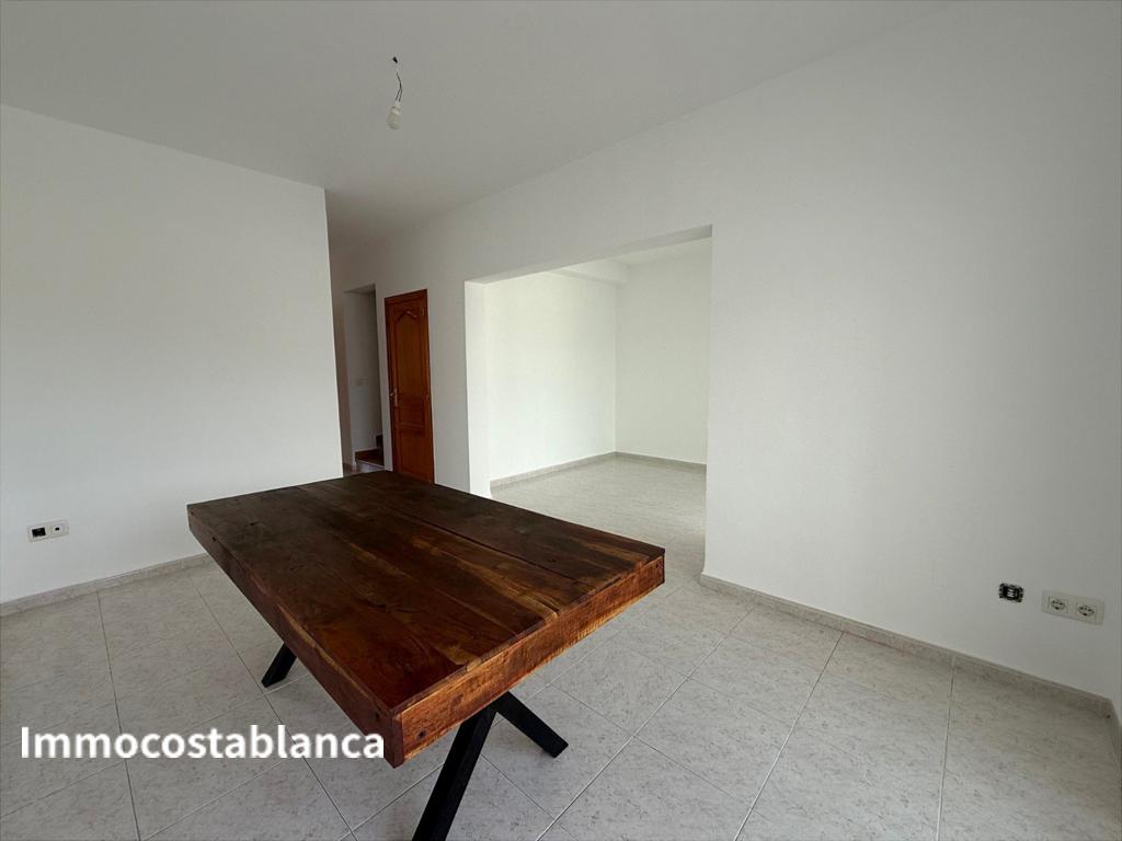 Дом в городе в Бенисе, 150 м², 350 000 €, фото 2, объявление 1760416