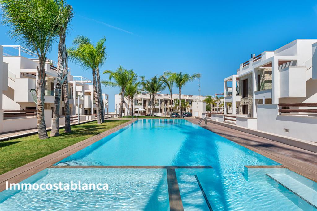 Коттедж в Торревьехе, 70 м², 315 000 €, фото 1, объявление 53976416