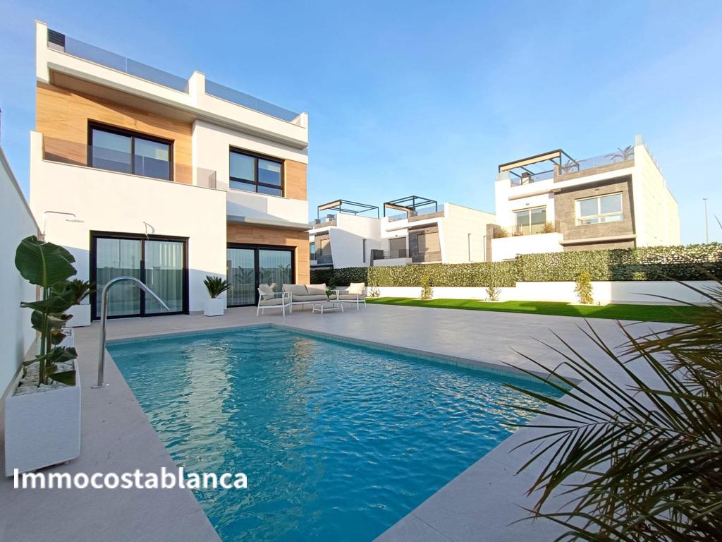 Вилла в Сьюдад-Кесада, 226 м², 559 000 €, фото 9, объявление 24127536