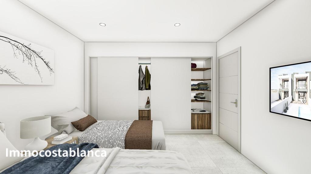 Квартира в Пилар-де-ла-Орададе, 121 м², 385 000 €, фото 1, объявление 57407536