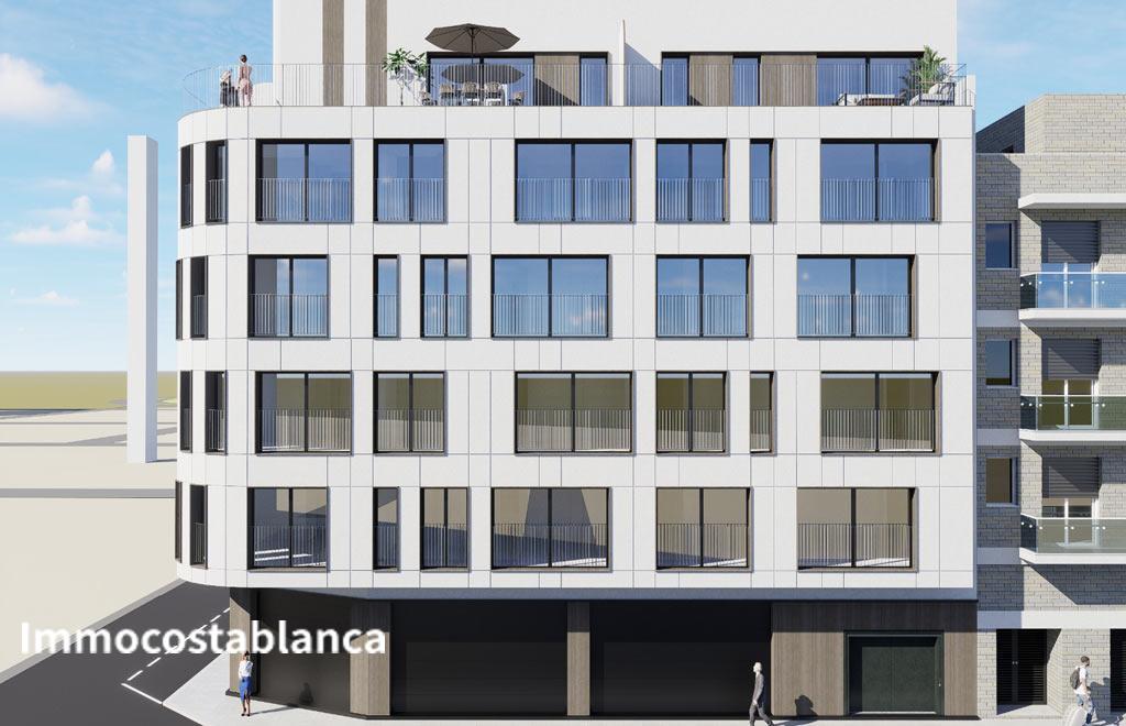 Квартира в Торревьехе, 107 м², 470 000 €, фото 1, объявление 31878736