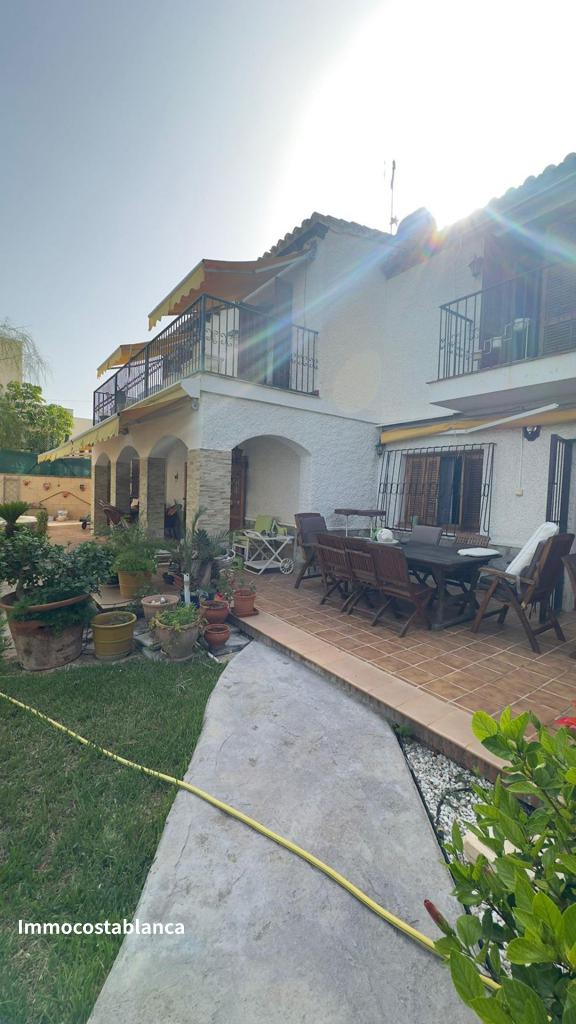 Вилла в Ориуэла Коста, 360 м², 735 000 €, фото 8, объявление 73497216