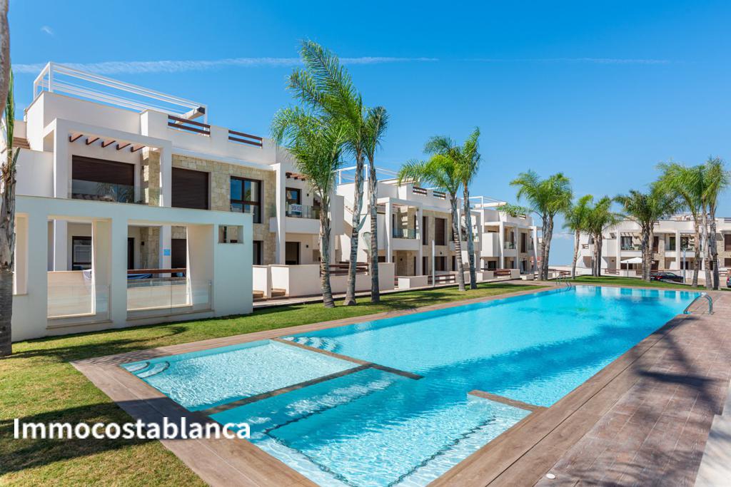 Коттедж в Торревьехе, 70 м², 315 000 €, фото 2, объявление 53976416