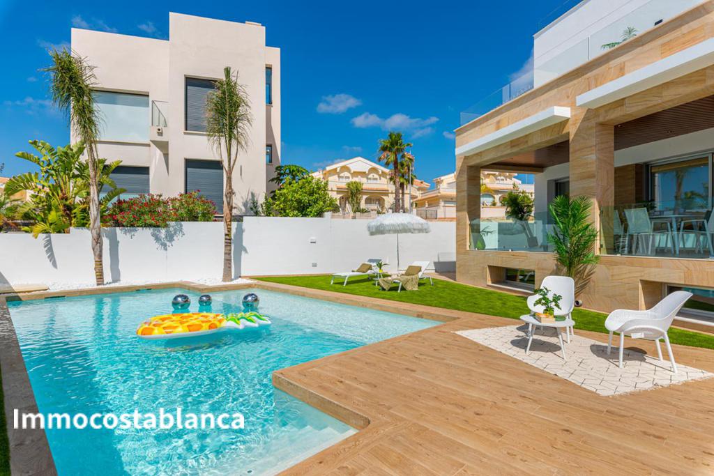 Вилла в Сьюдад-Кесада, 196 м², 653 000 €, фото 7, объявление 25611216