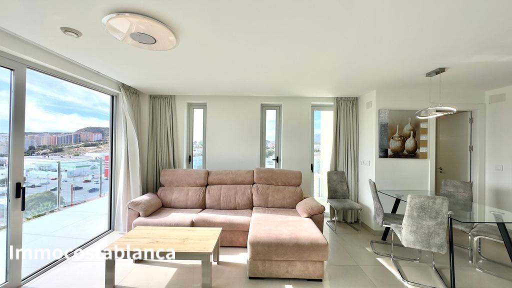 Квартира в Бенидорме, 97 м², 275 000 €, фото 1, объявление 15817216