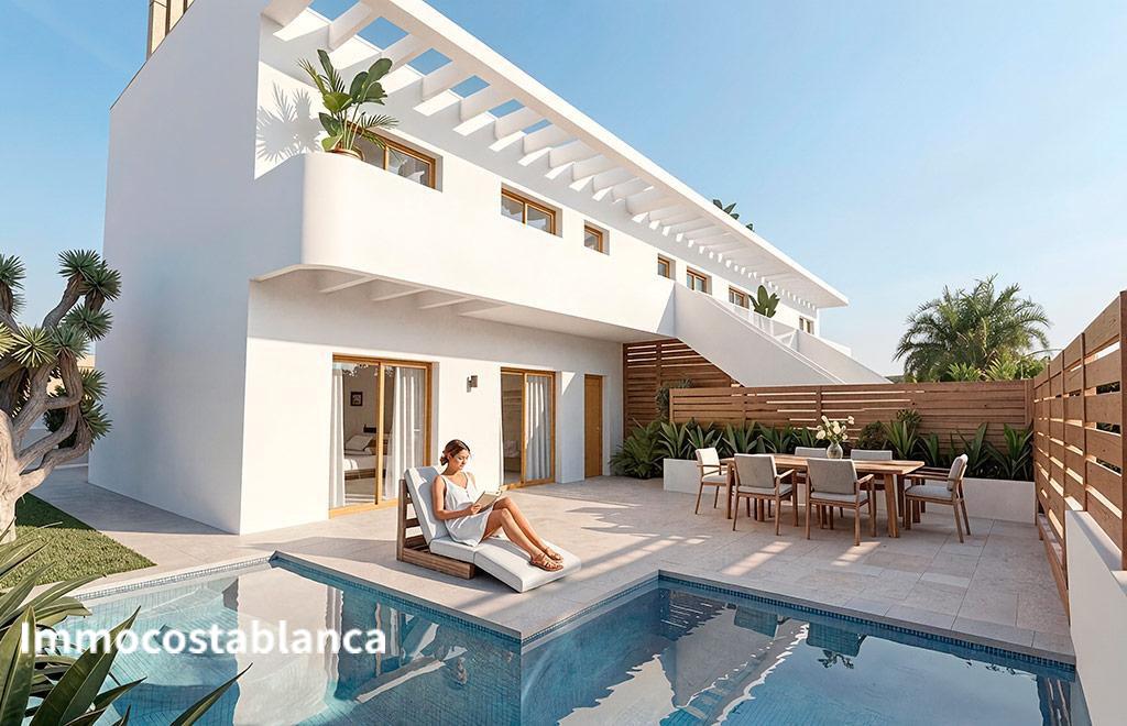 Квартира в Пилар-де-ла-Орададе, 101 м², 370 000 €, фото 1, объявление 70092416