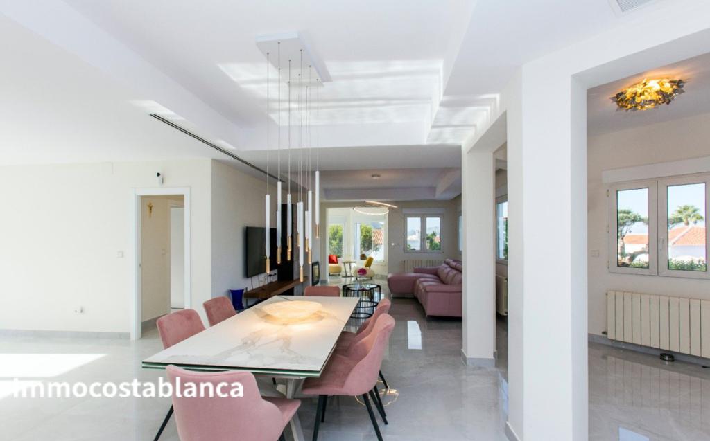 Коттедж в Дении, 272 м², 1 345 000 €, фото 1, объявление 18451536