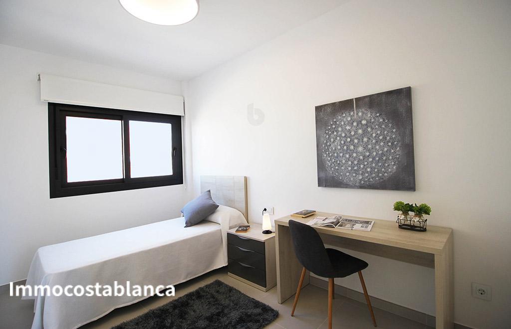 Квартира в Пилар-де-ла-Орададе, 74 м², 240 000 €, фото 3, объявление 78606328