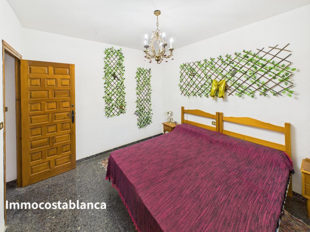 Дом в городе в Дении, 270 м², 650 000 €, фото 1, объявление 52589936