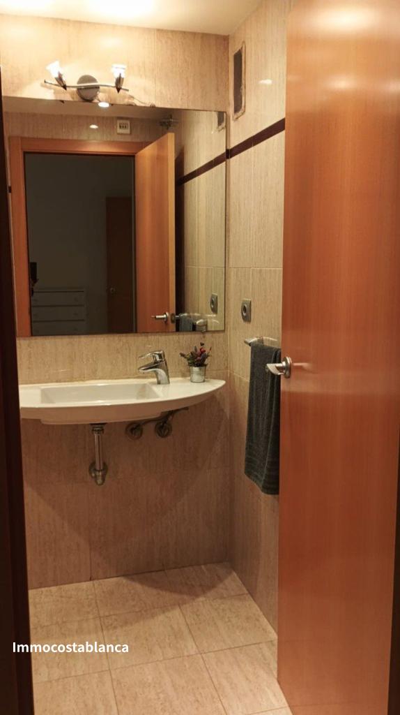 Квартира в Аликанте, 90 м², 188 000 €, фото 1, объявление 72497216