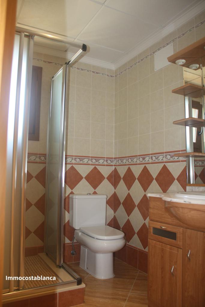 Вилла в Торревьехе, 319 м², 550 000 €, фото 1, объявление 18135536